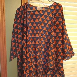Lularoe Lindsay size M NWT